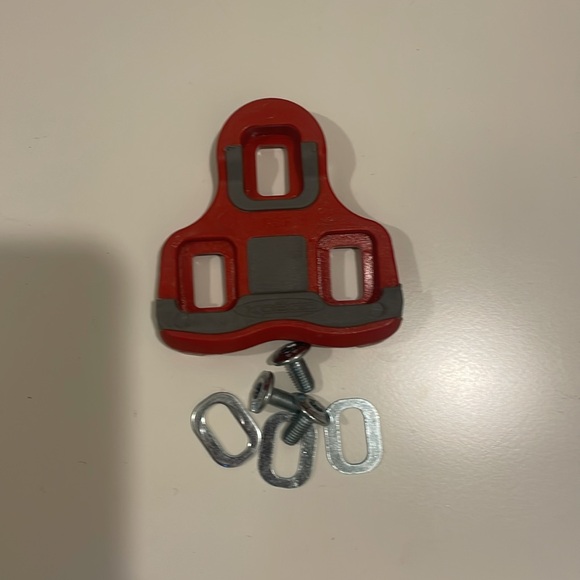 Shimano RC3 cycling shoes, Size 38 (US 6.5) - Picture 9 of 9